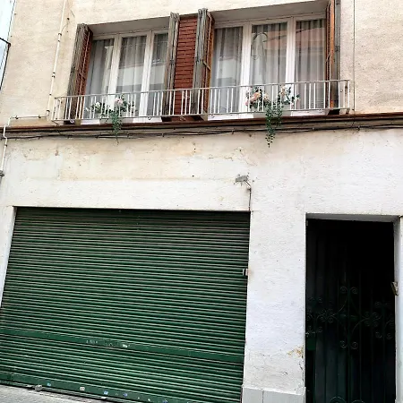 Calella Beach Apartment *